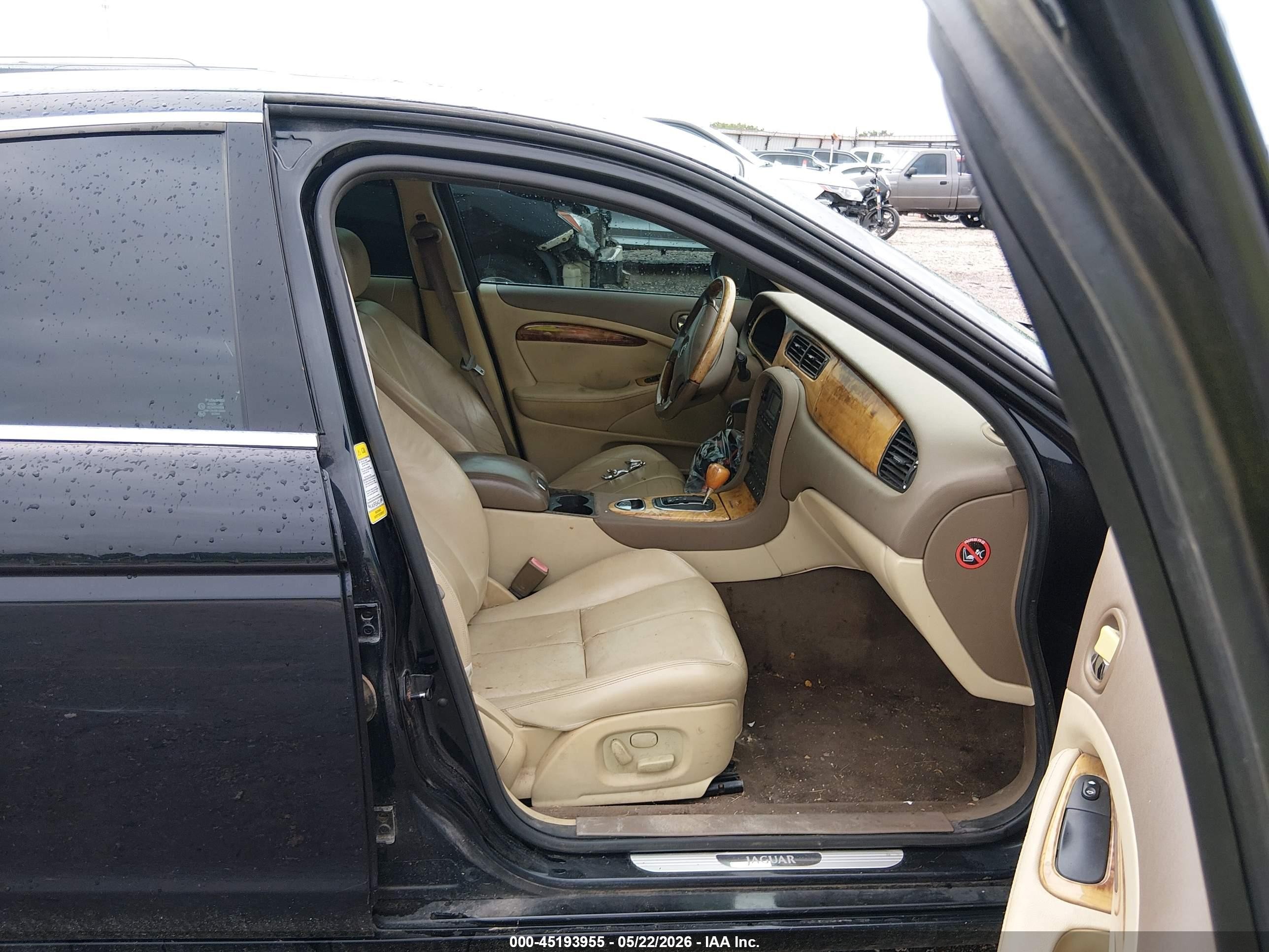 2005 Jaguar S-type 3.0l V6 Black vin: SAJWA01T45FN51859