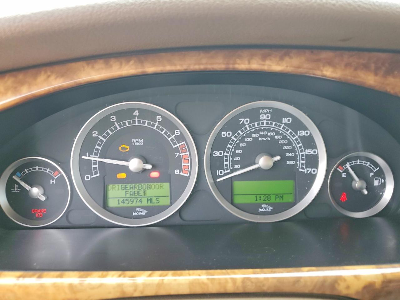 2005 Jaguar S-type White vin: SAJWA01T95FN39688