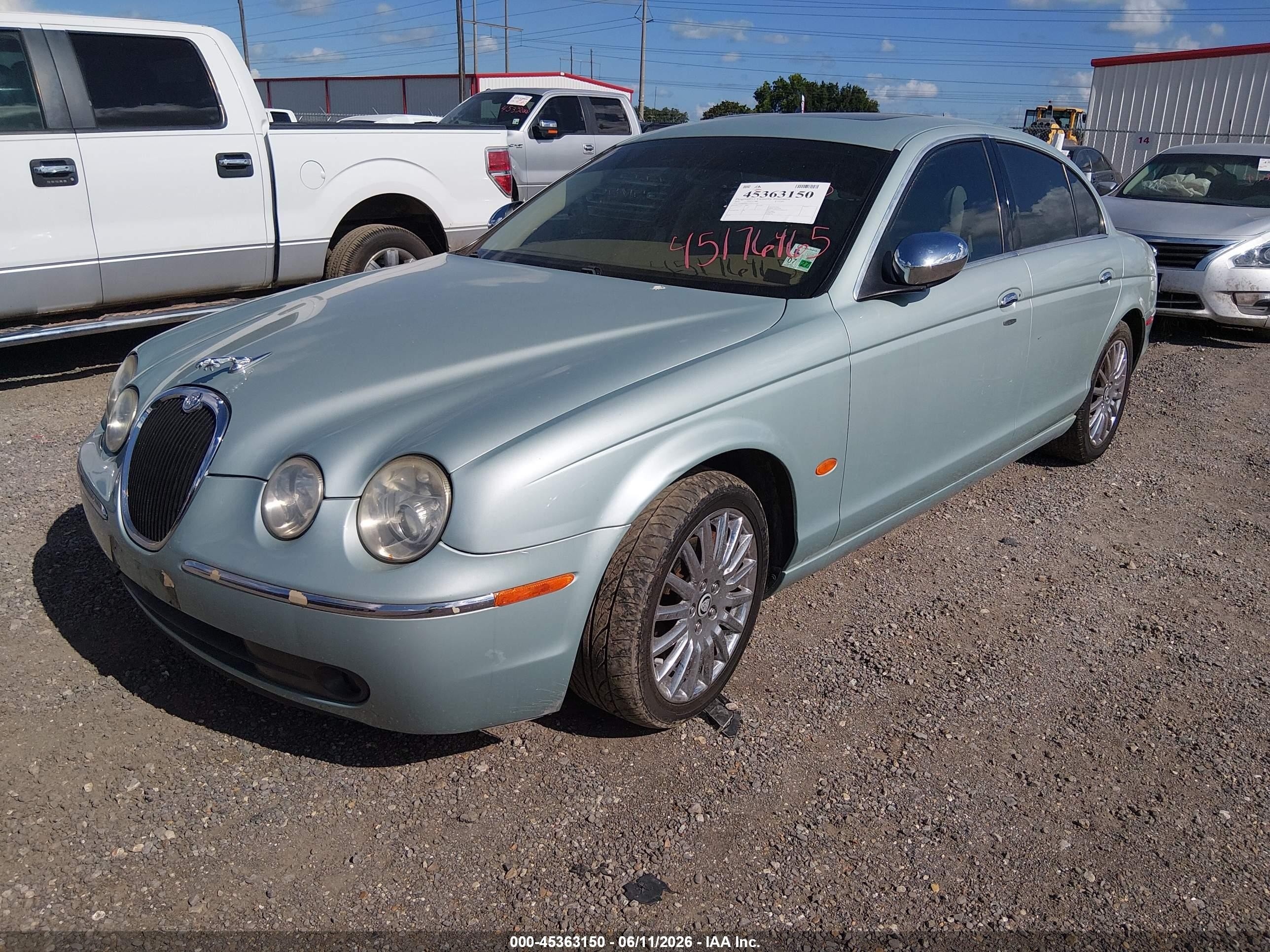 2005 Jaguar S-type 4.2l V8 Blue vin: SAJWA01U35HN25928