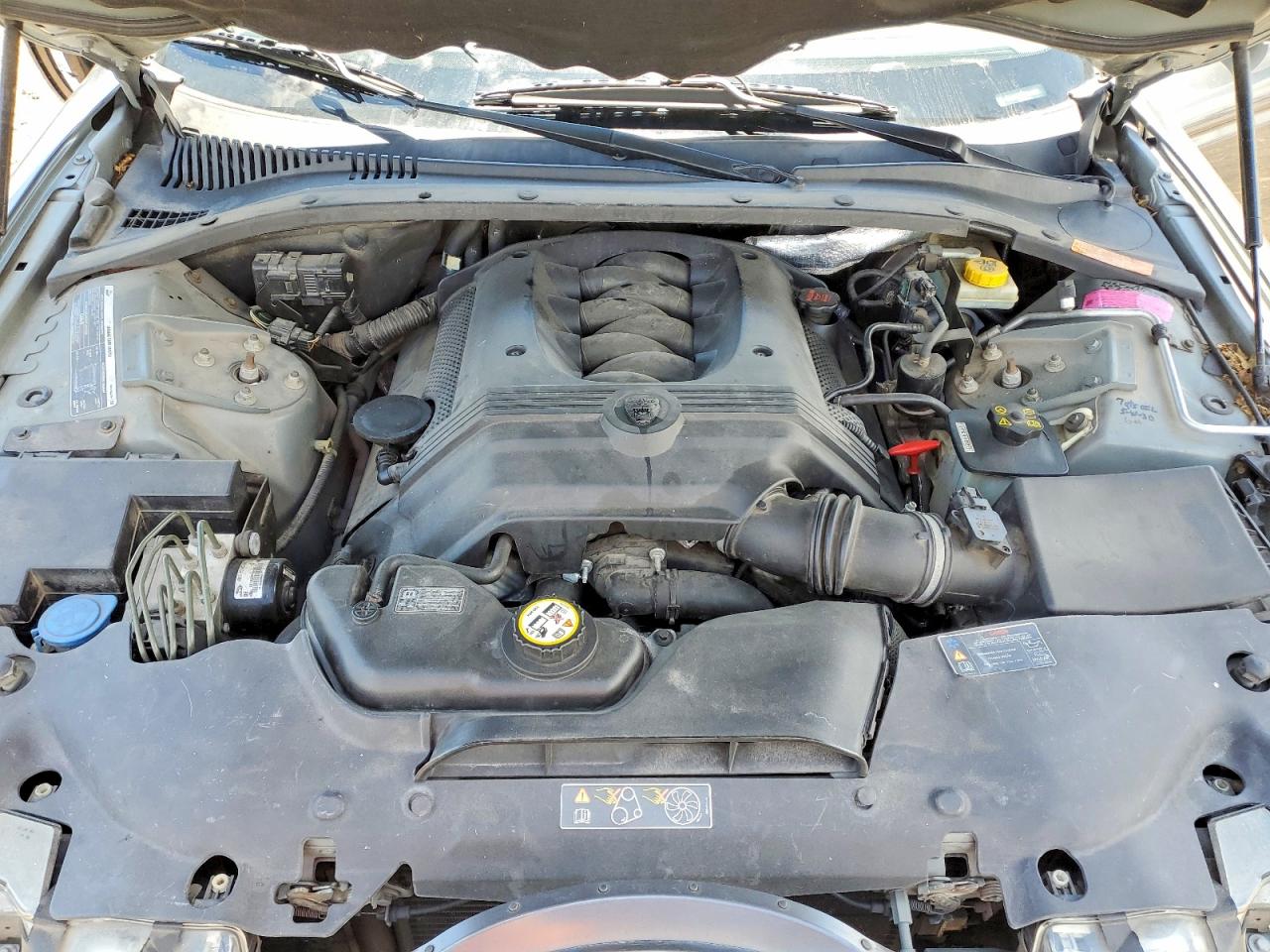2005 Jaguar S-type 4.2 Gray vin: SAJWA01U55HN19242