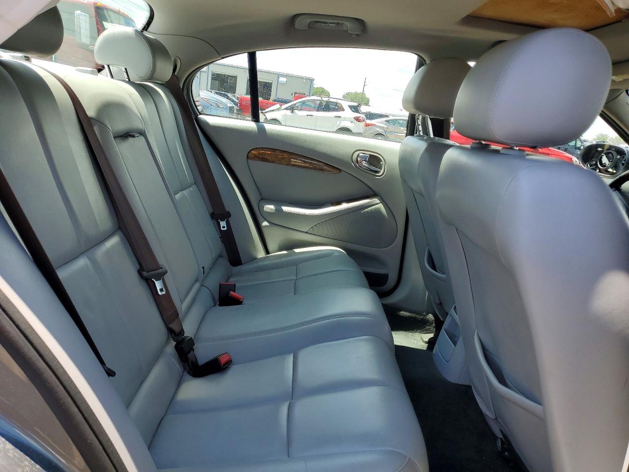 2005 Jaguar S-type 4.2 Gray vin: SAJWA01U55HN19242