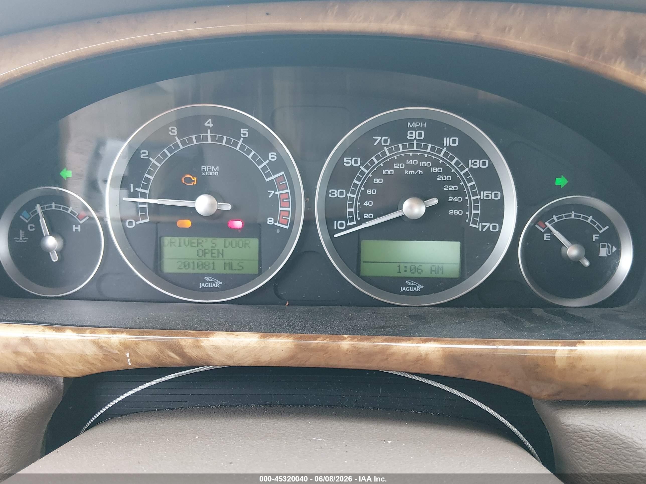 2005 Jaguar S-type 4.2l V8 White vin: SAJWA01U55HN24201