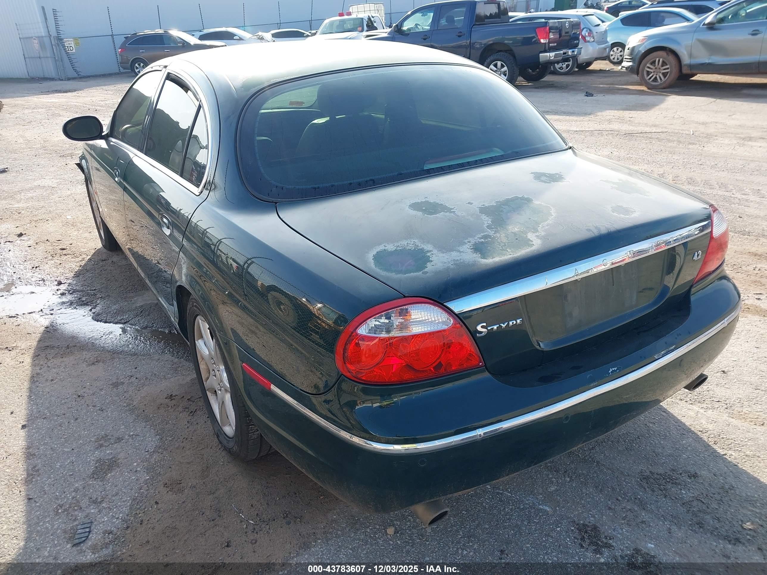 2005 Jaguar S-type 4.2l V8 Green vin: SAJWA01U75HN13555