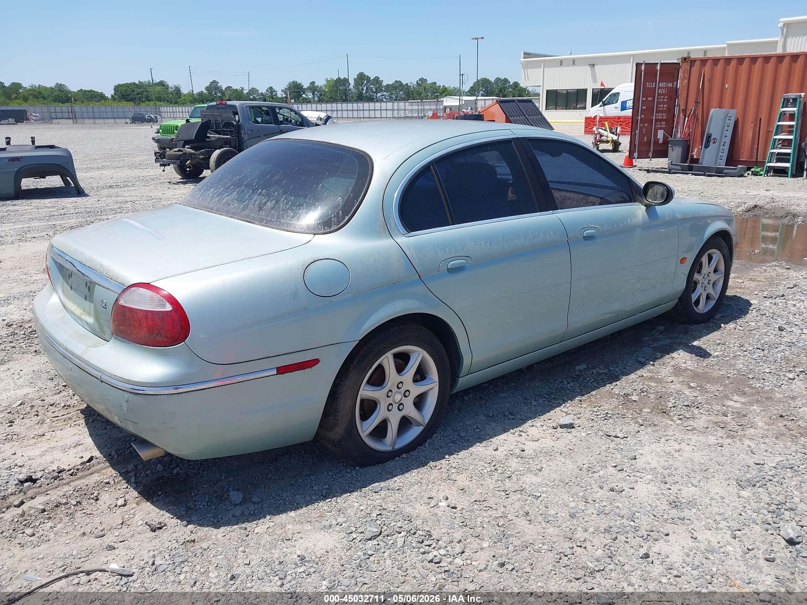 2005 Jaguar S-type 4.2l V8 Light Blue vin: SAJWA01U85HN20532