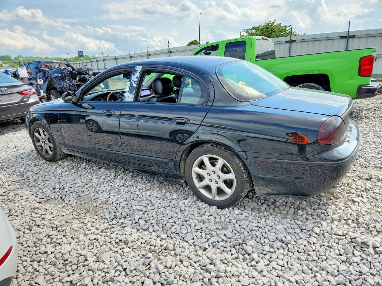 2005 Jaguar S-type 4.2 Black vin: SAJWA01U95HN18742