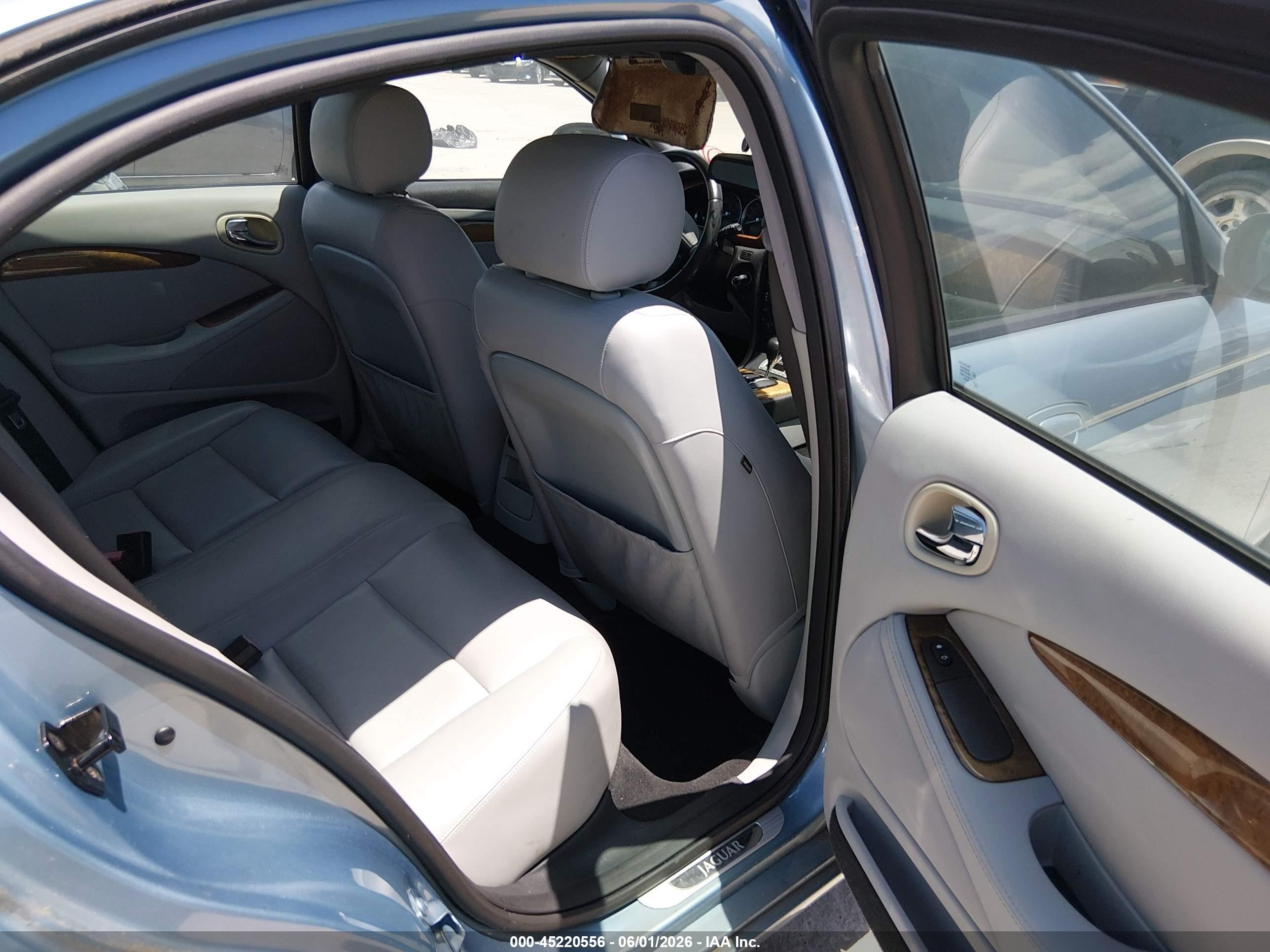 2006 Jaguar S-type 4.2l V8 R Light Blue vin: SAJWA03C261N64329