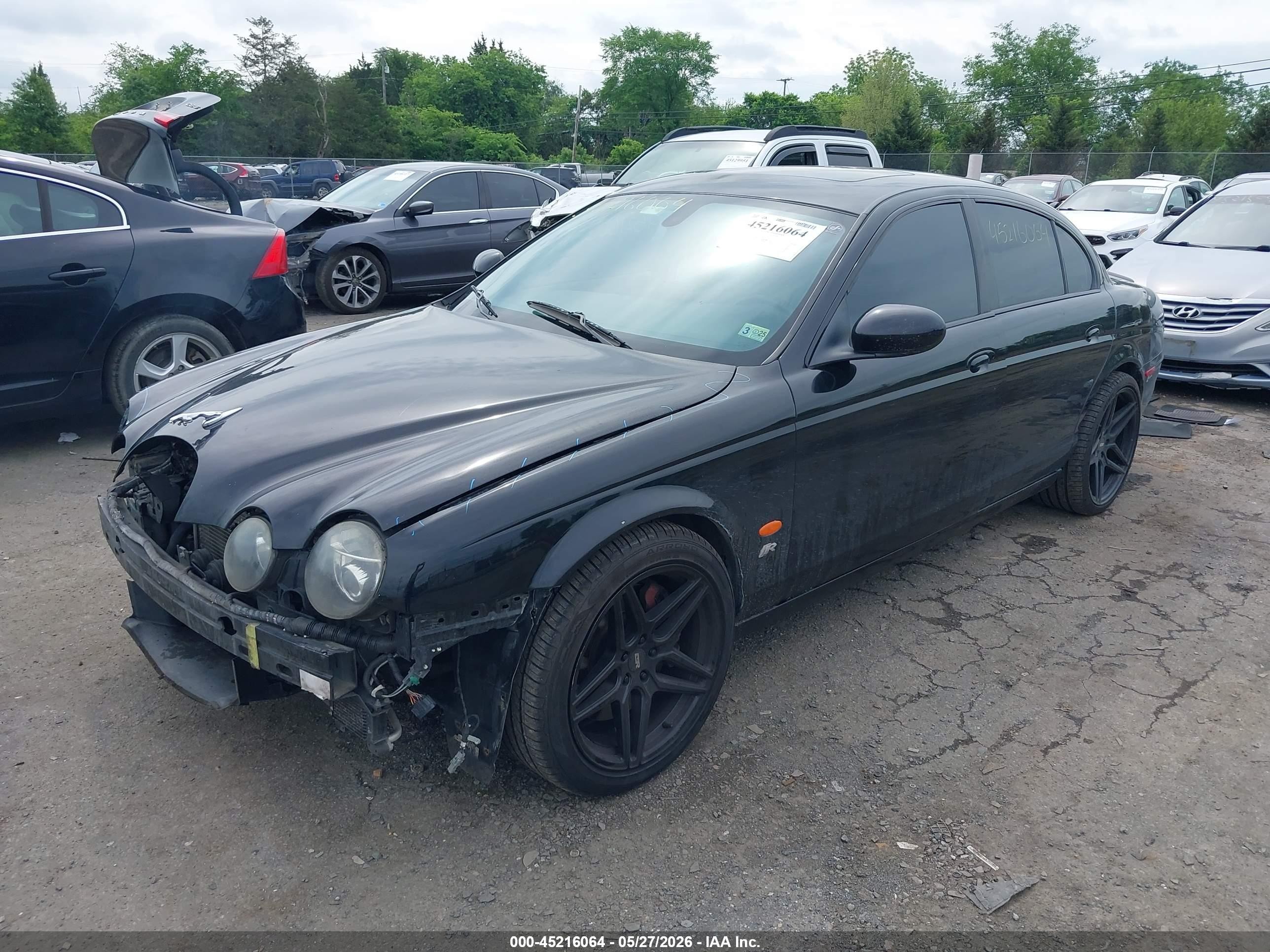 2006 Jaguar S-type 4.2l V8 R Black vin: SAJWA03C361N65974