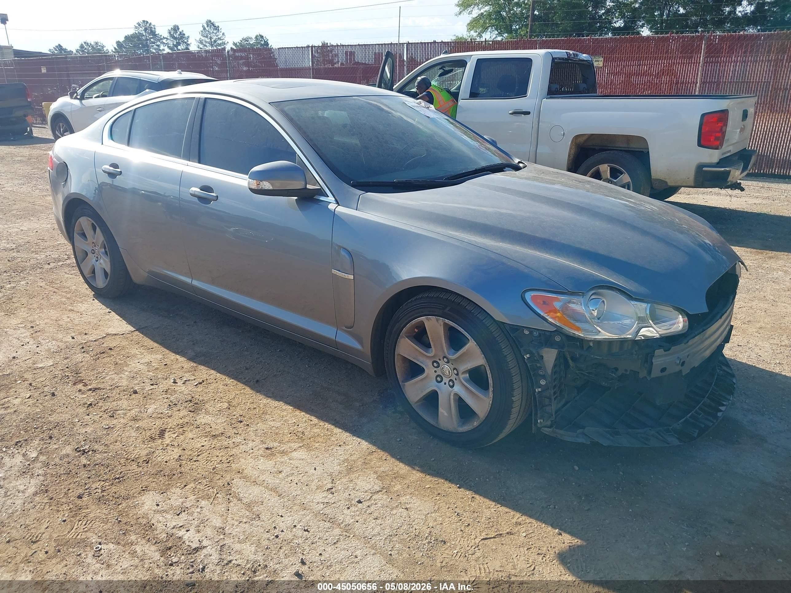 2009 Jaguar Xf Luxury Gray vin: SAJWA05B09HR09082