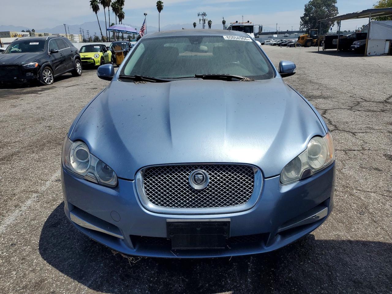 2009 Jaguar Xf Luxury Blue vin: SAJWA05B79HR37011
