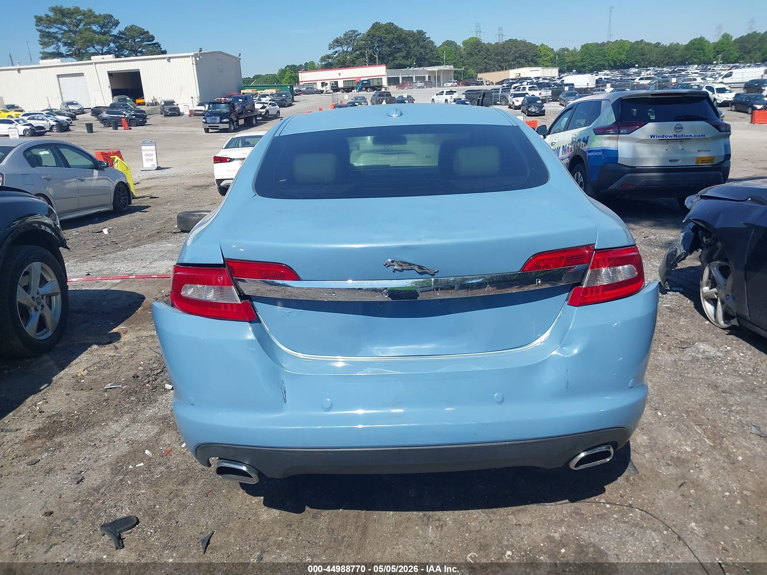 2009 Jaguar Xf Luxury Blue vin: SAJWA05B99HR43182