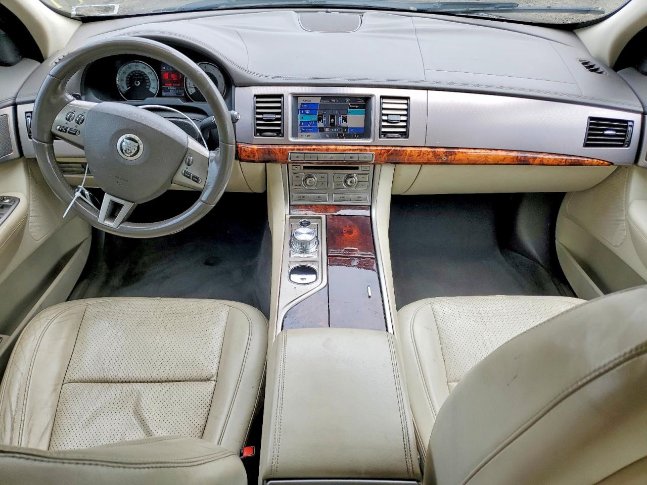 2009 Jaguar Xf Premium Luxury Gray vin: SAJWA06B19HR08358
