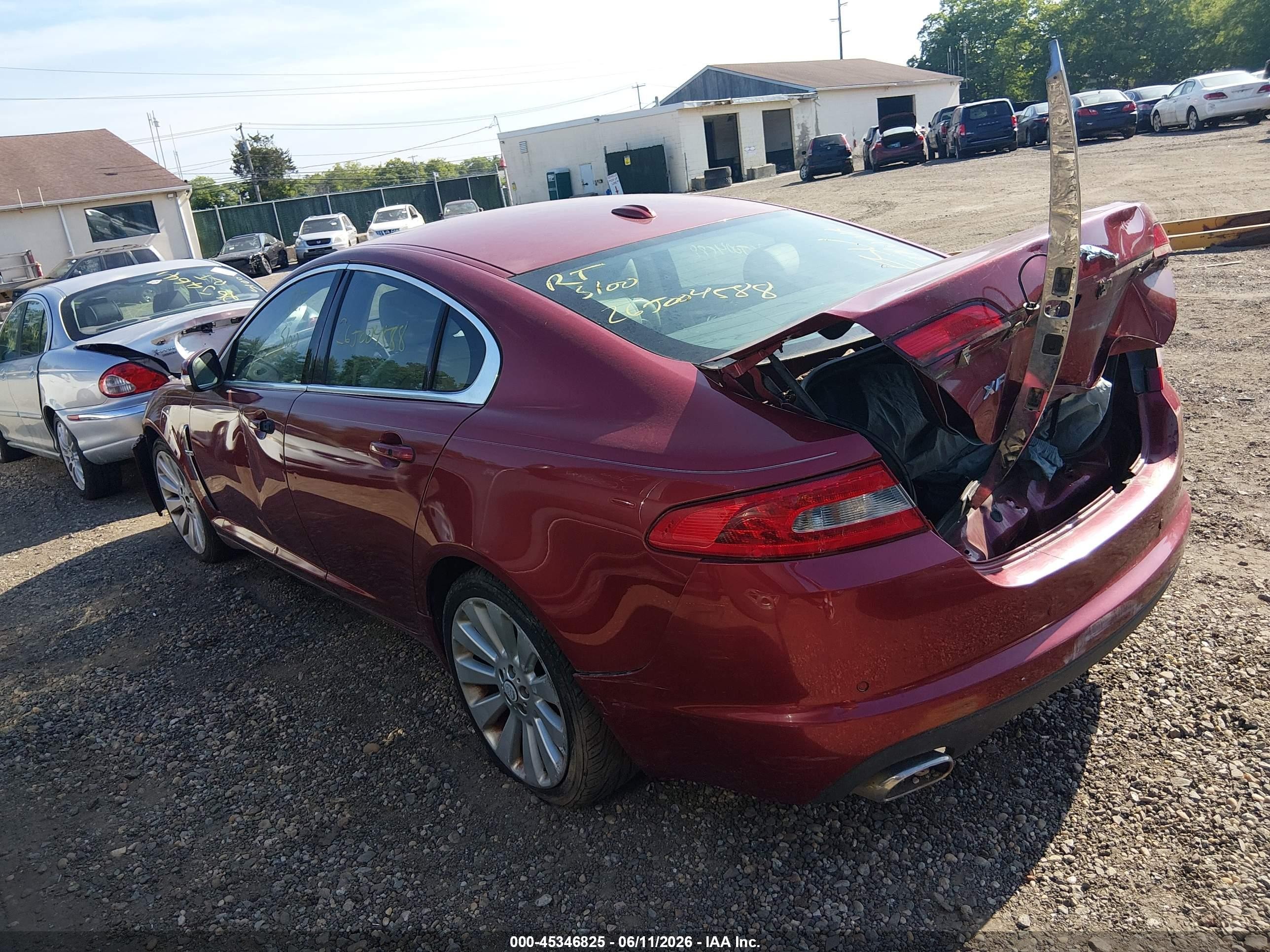 2009 Jaguar Xf Premium Luxury Red vin: SAJWA06B29HR11477
