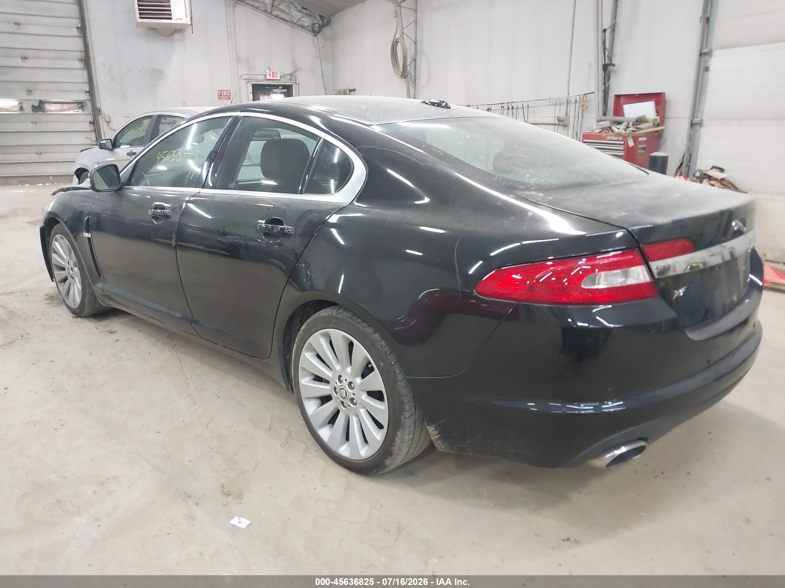 2009 Jaguar Xf Premium Luxury Black vin: SAJWA06B69HR05231