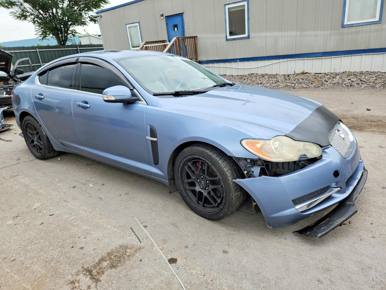 2009 Jaguar Xf Premium Luxury Blue vin: SAJWA06B89HR22189