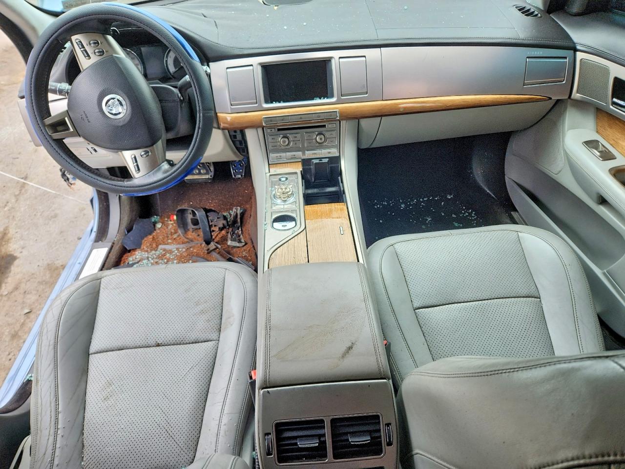 2009 Jaguar Xf Premium Luxury Blue vin: SAJWA06B89HR22189