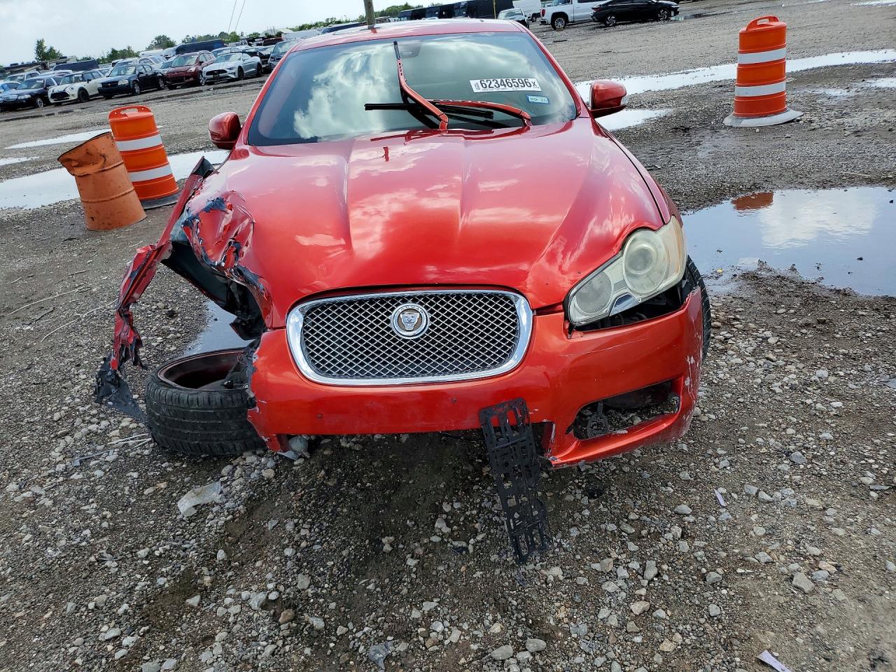 2009 Jaguar Xf Premium Luxury Красный vin: SAJWA06B89HR24394