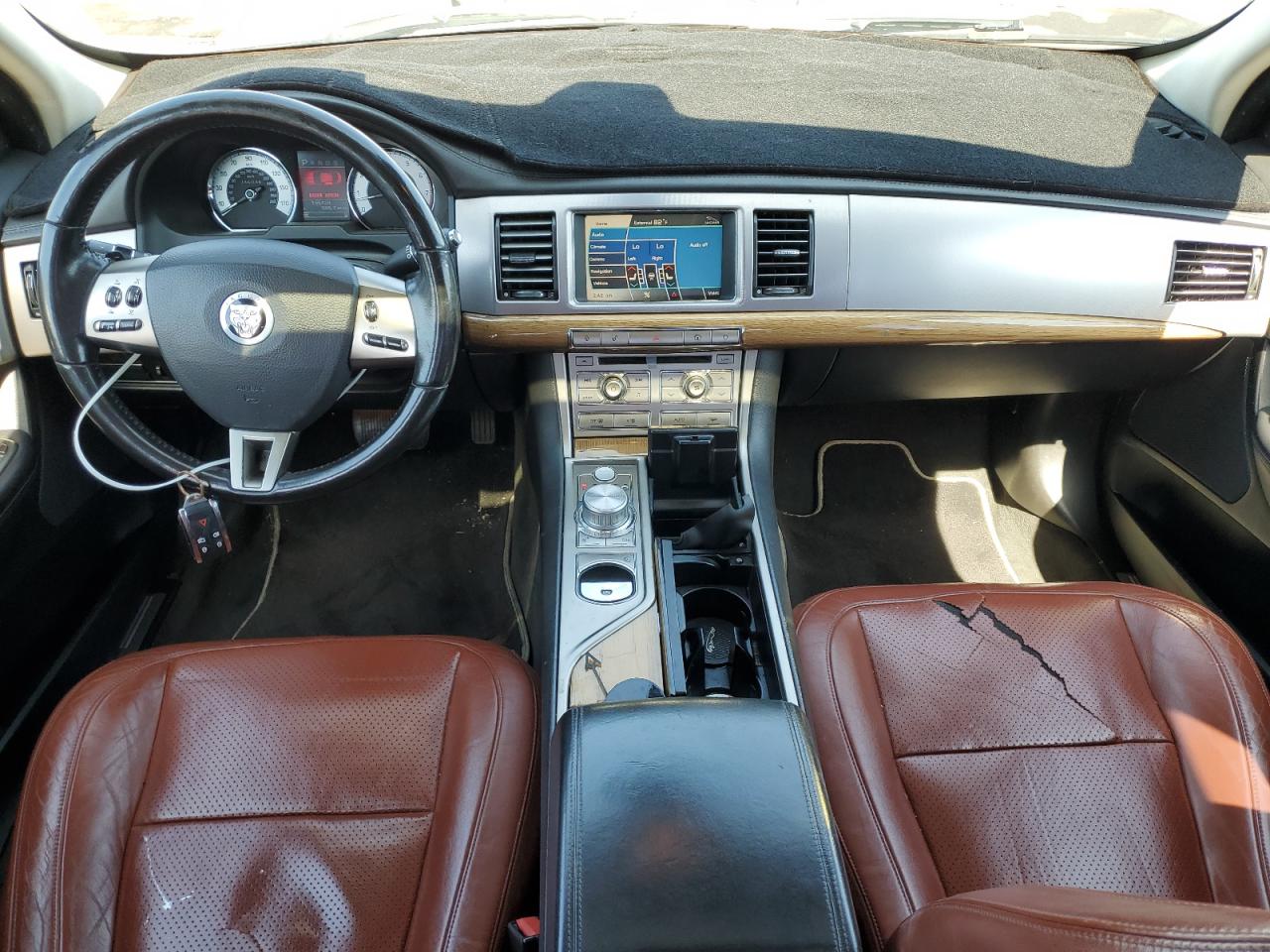 2009 Jaguar Xf Premium Luxury Черный vin: SAJWA06BX9HR30049
