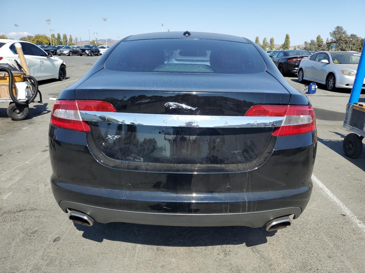 2009 Jaguar Xf Premium Luxury Черный vin: SAJWA06BX9HR30049