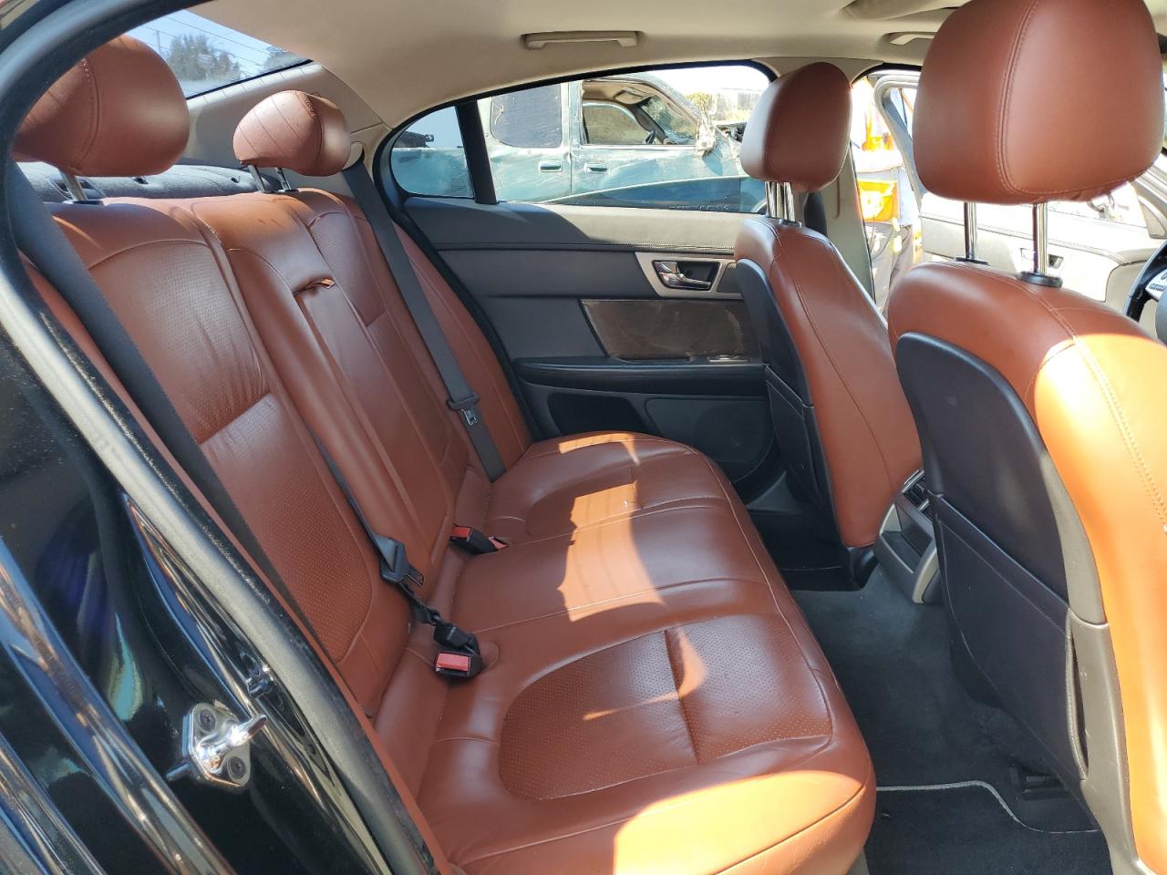 2009 Jaguar Xf Premium Luxury Черный vin: SAJWA06BX9HR30049