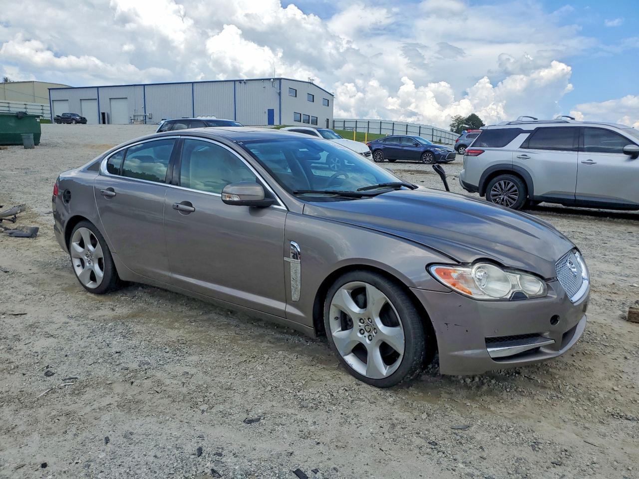2009 Jaguar Xf Supercharged Gray vin: SAJWA07C691R01597