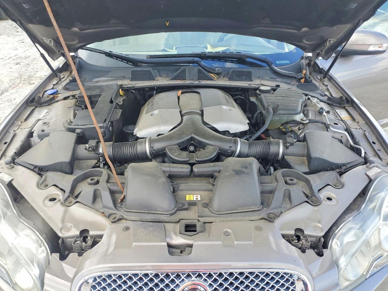 2009 Jaguar Xf Supercharged Gray vin: SAJWA07C691R01597