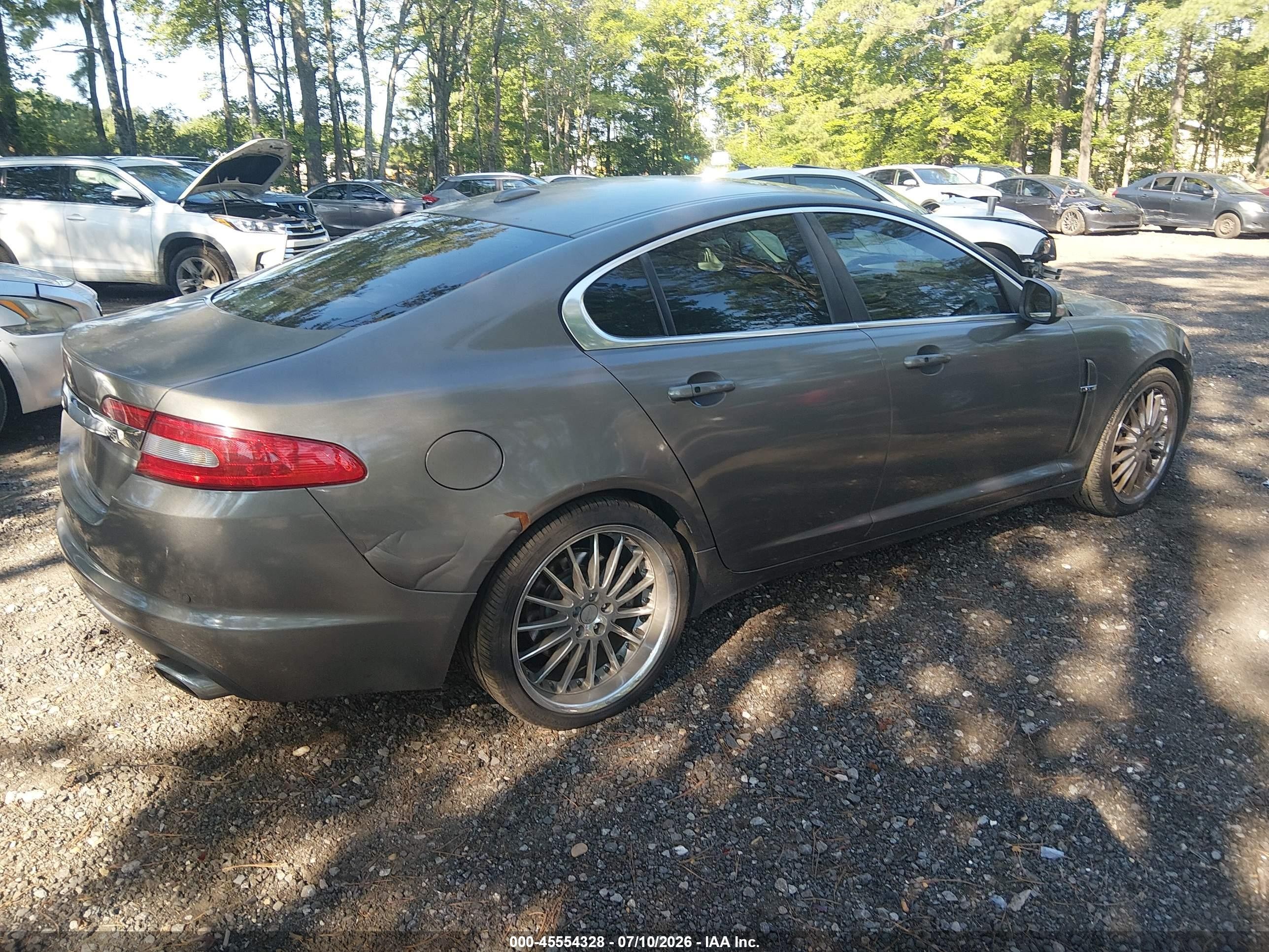 2009 Jaguar Xf Supercharged Зеленый vin: SAJWA07C891R01178