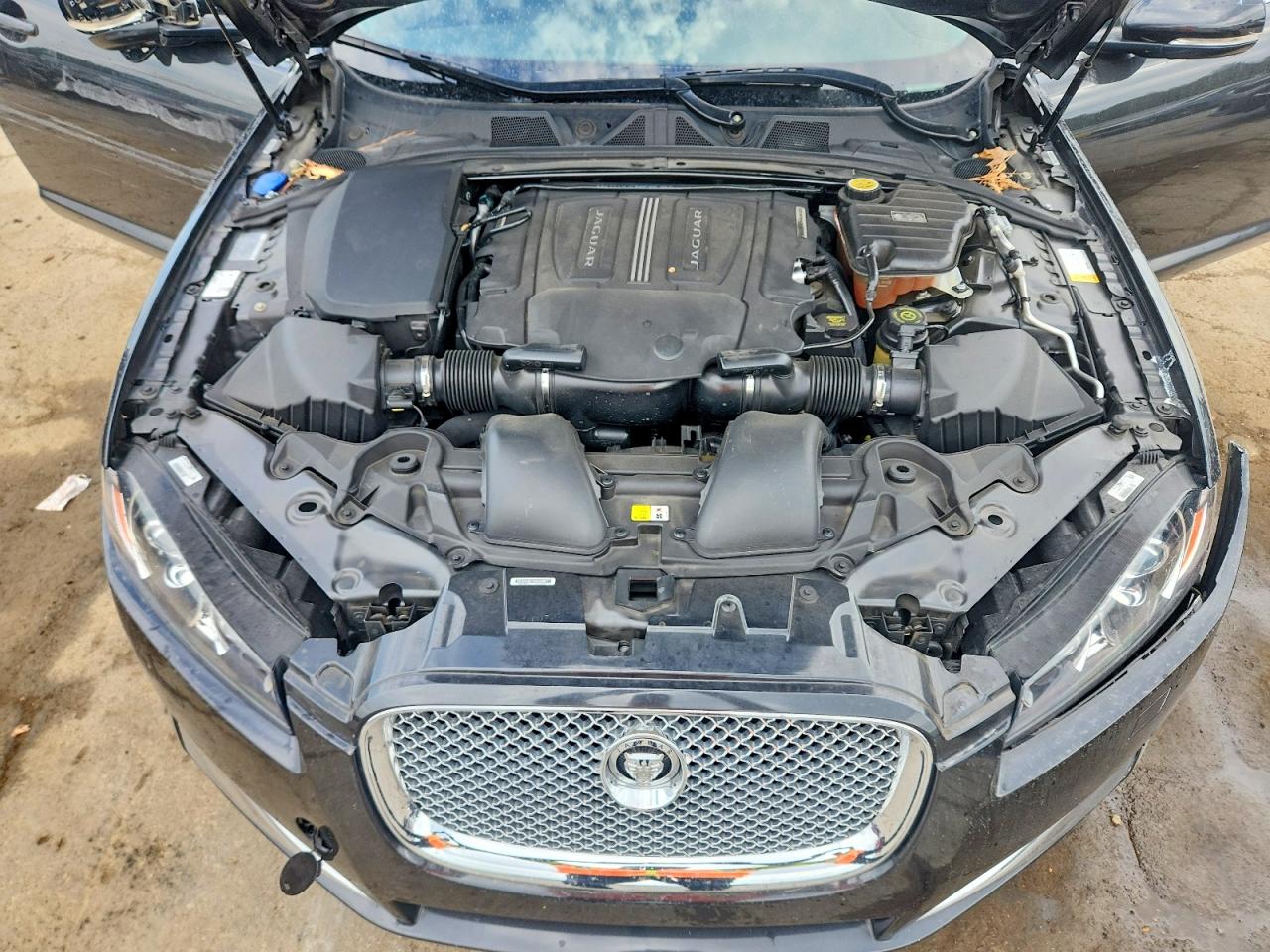 2013 Jaguar Xf Charcoal vin: SAJWA0E72D8U09011
