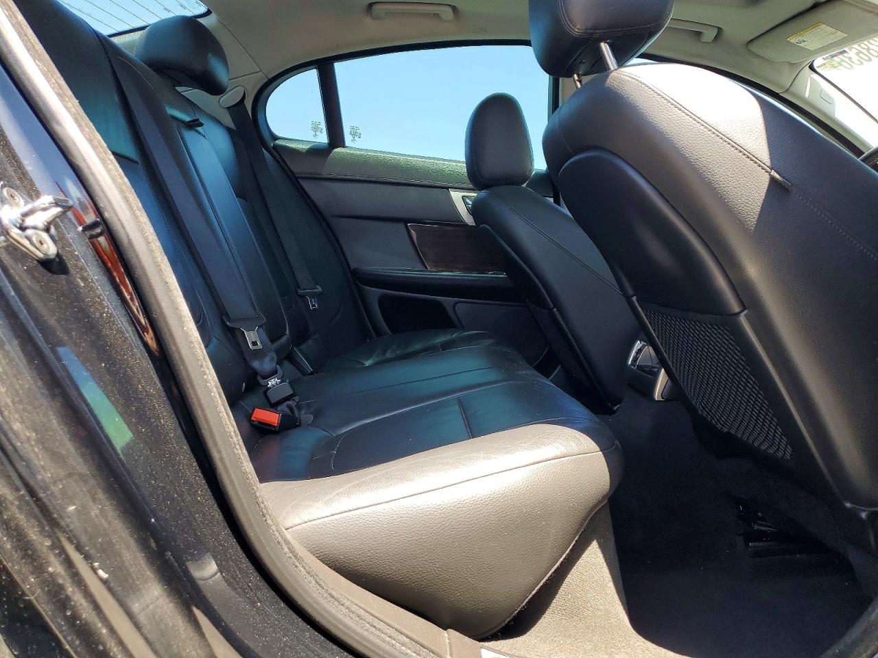 2013 Jaguar Xf Black vin: SAJWA0E77D8S70459