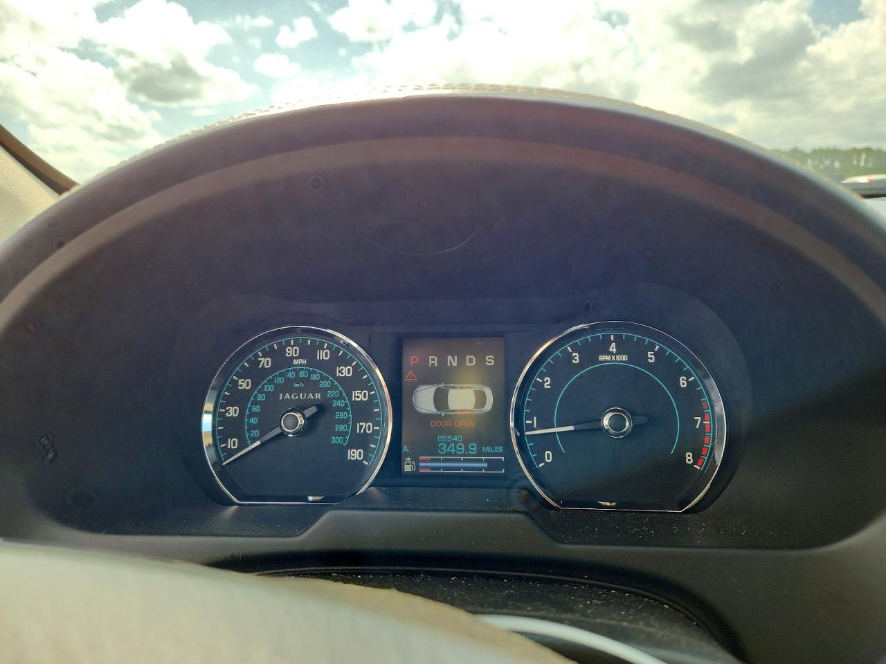 2013 Jaguar Xf Белый vin: SAJWA0E78D8S68090