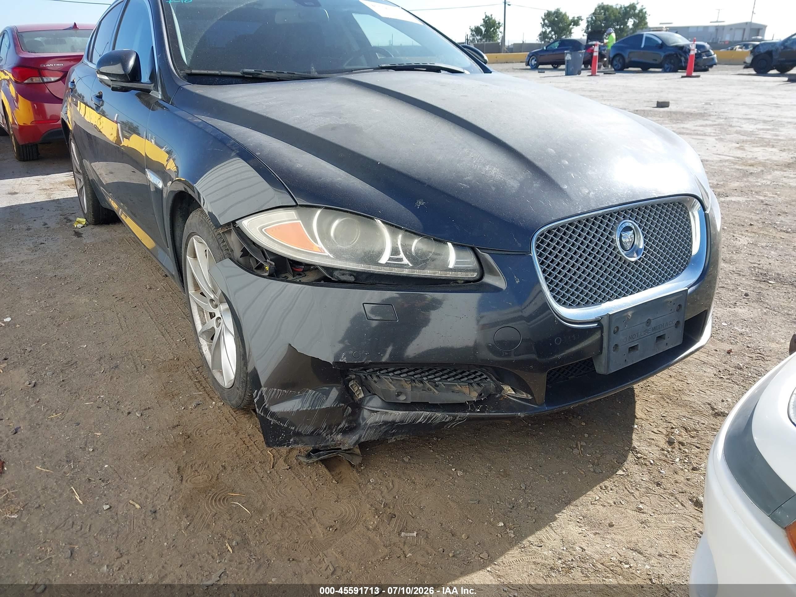 2013 Jaguar Xf I4 T Gray vin: SAJWA0ES2DPS70637