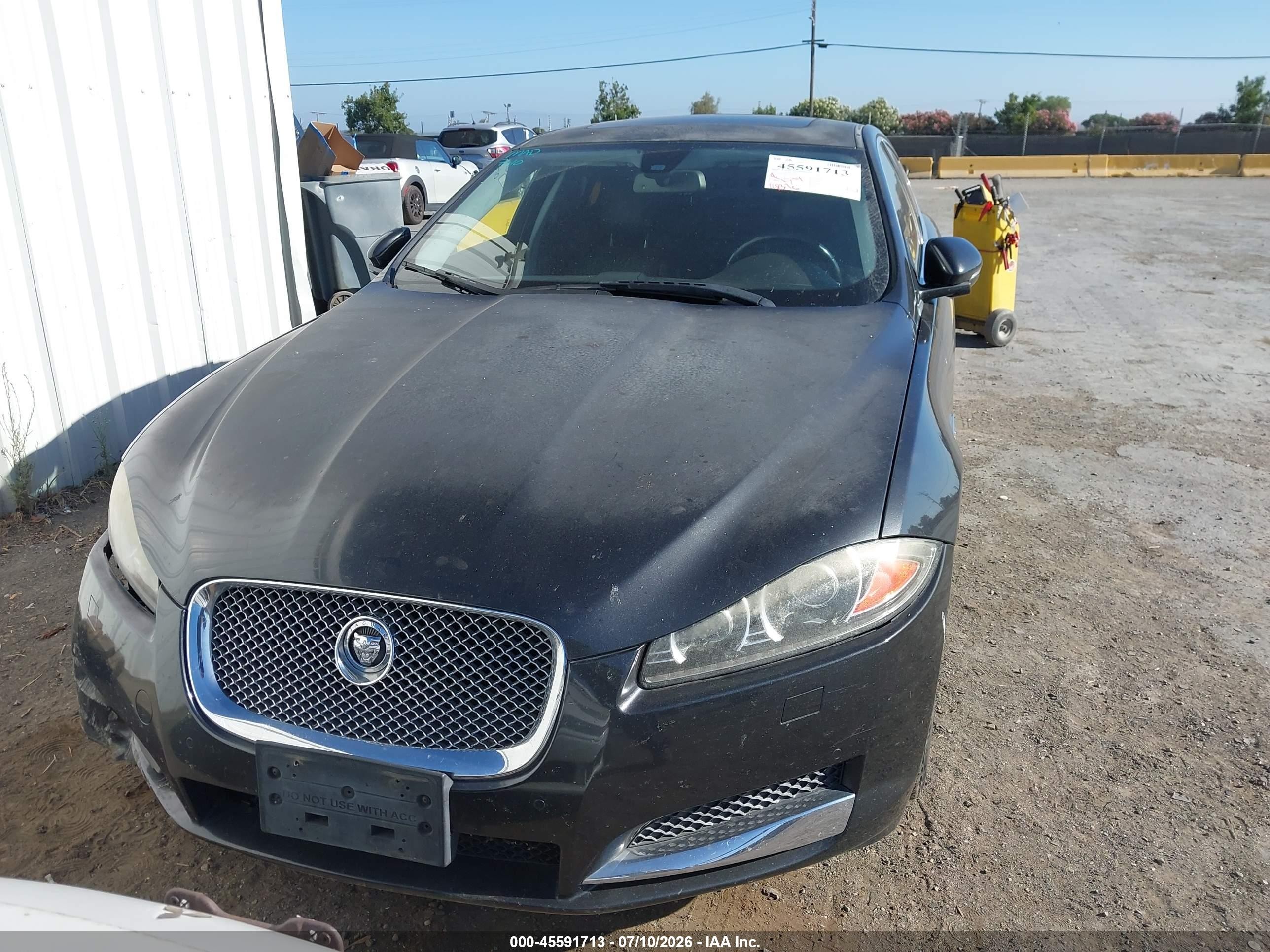 2013 Jaguar Xf I4 T Gray vin: SAJWA0ES2DPS70637