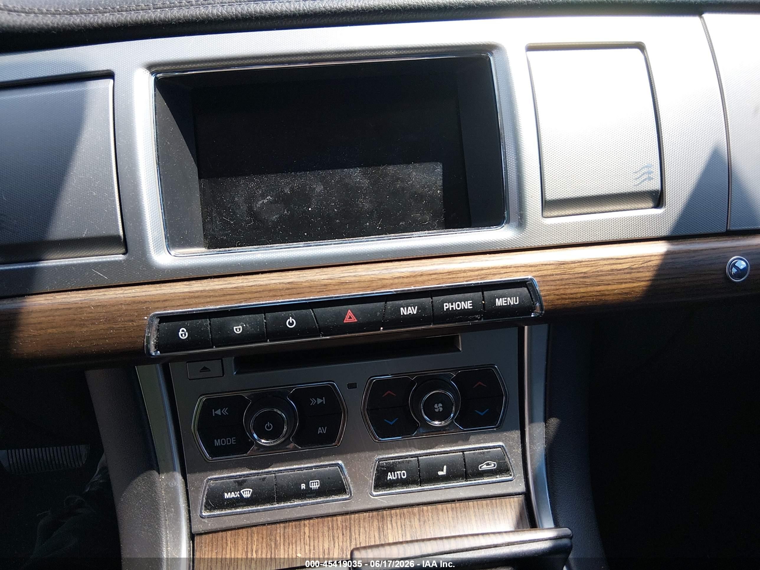 2014 Jaguar Xf I4 T Black vin: SAJWA0ES2EPU20781