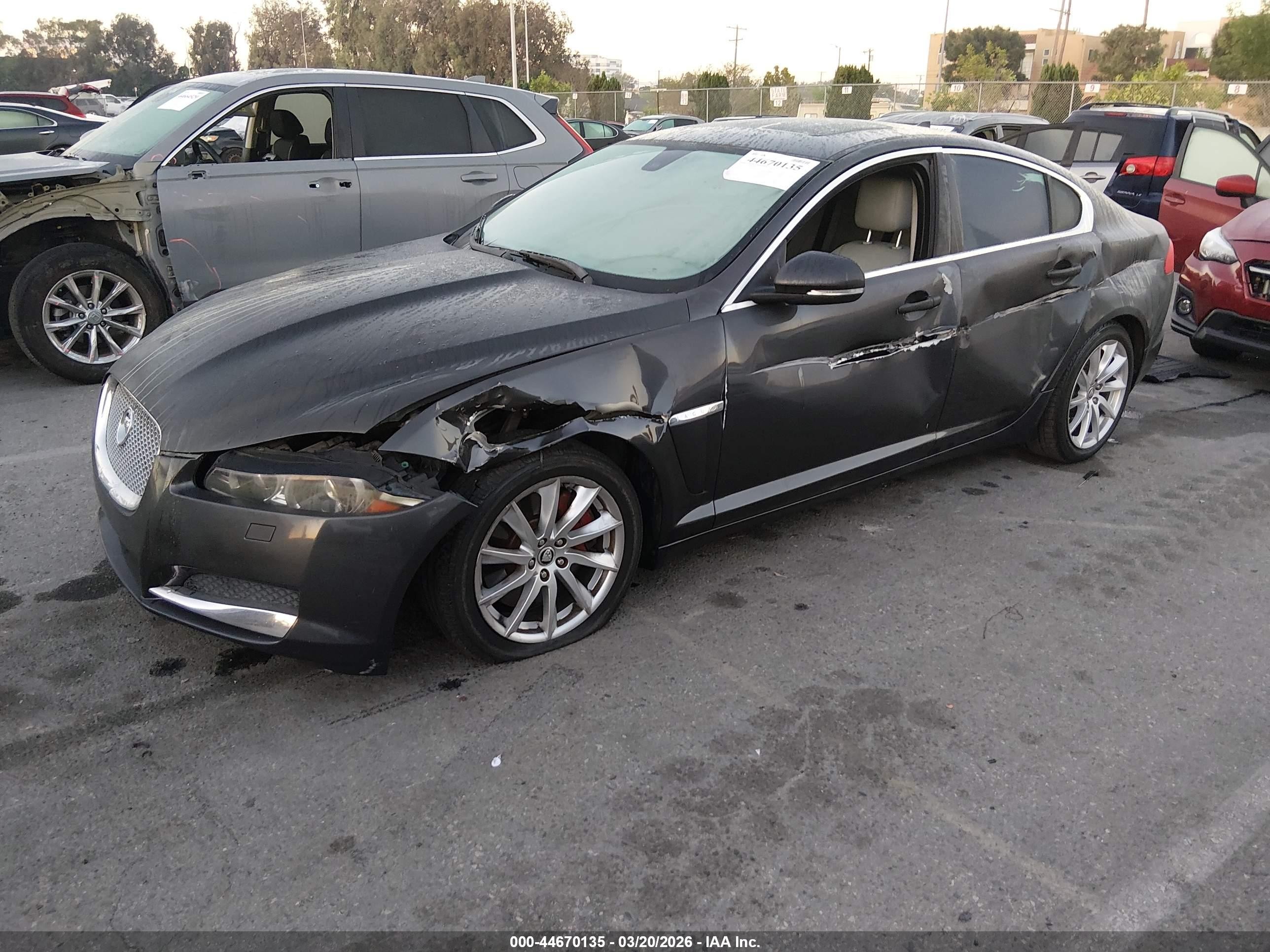 2013 Jaguar Xf I4 T Gray vin: SAJWA0ES3DPS63907