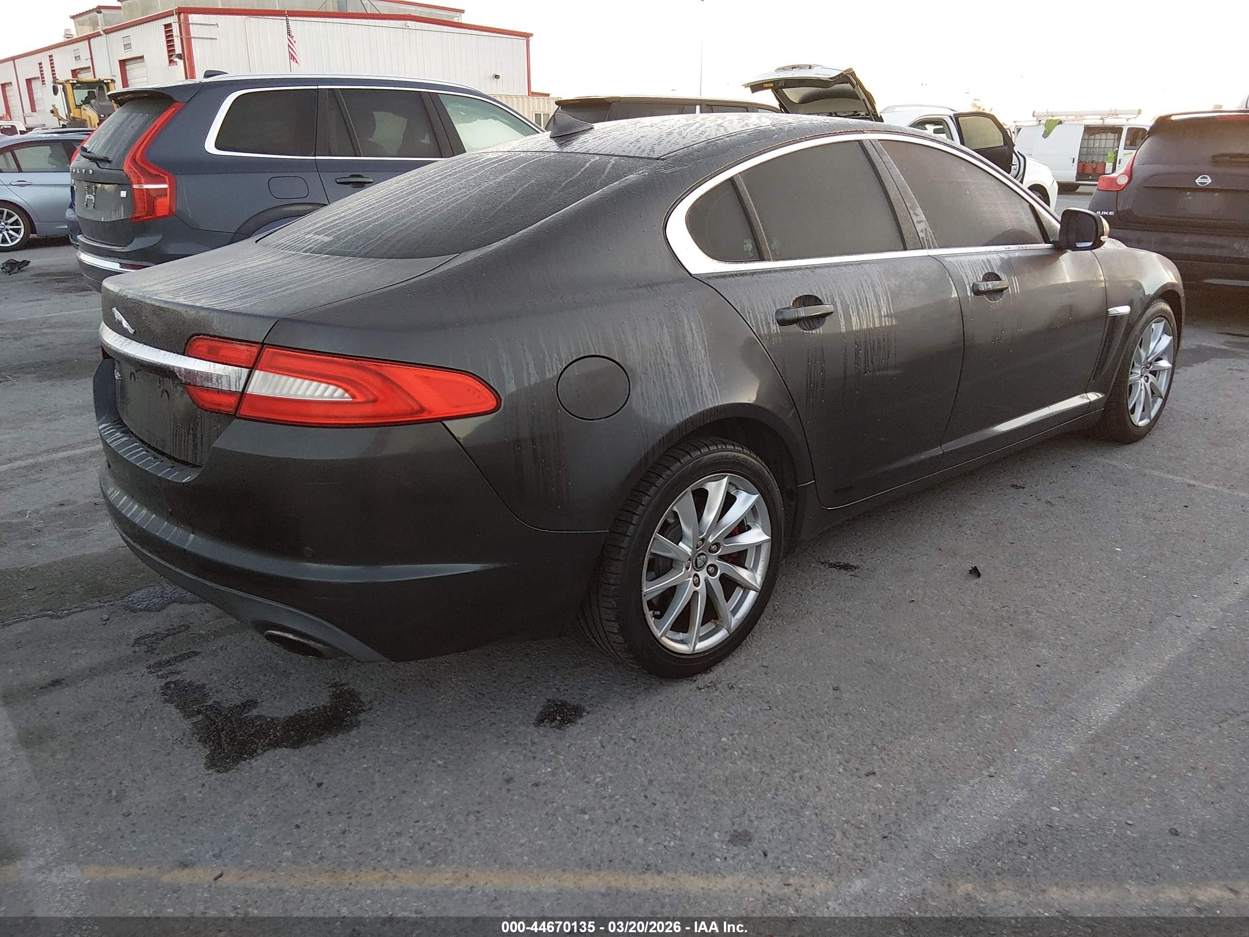 2013 Jaguar Xf I4 T Gray vin: SAJWA0ES3DPS63907