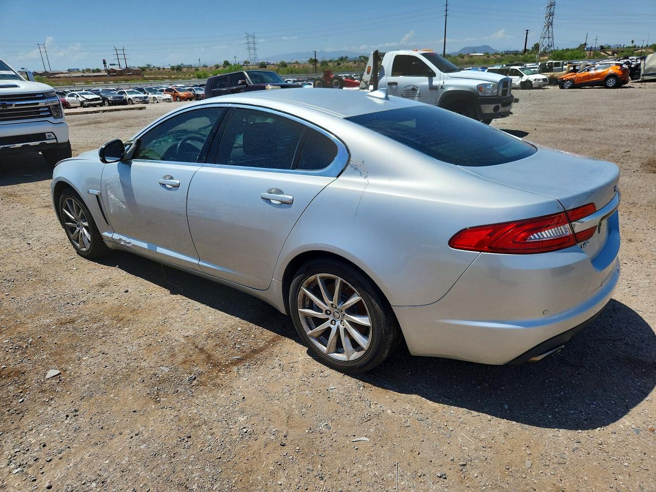 2013 Jaguar Xf Серебряный vin: SAJWA0ES3DPS73384