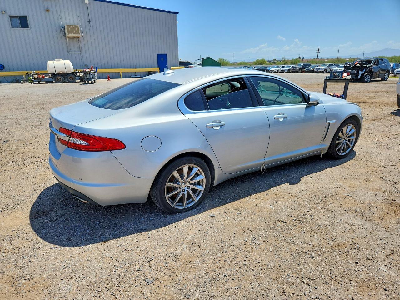 2013 Jaguar Xf Серебряный vin: SAJWA0ES3DPS73384