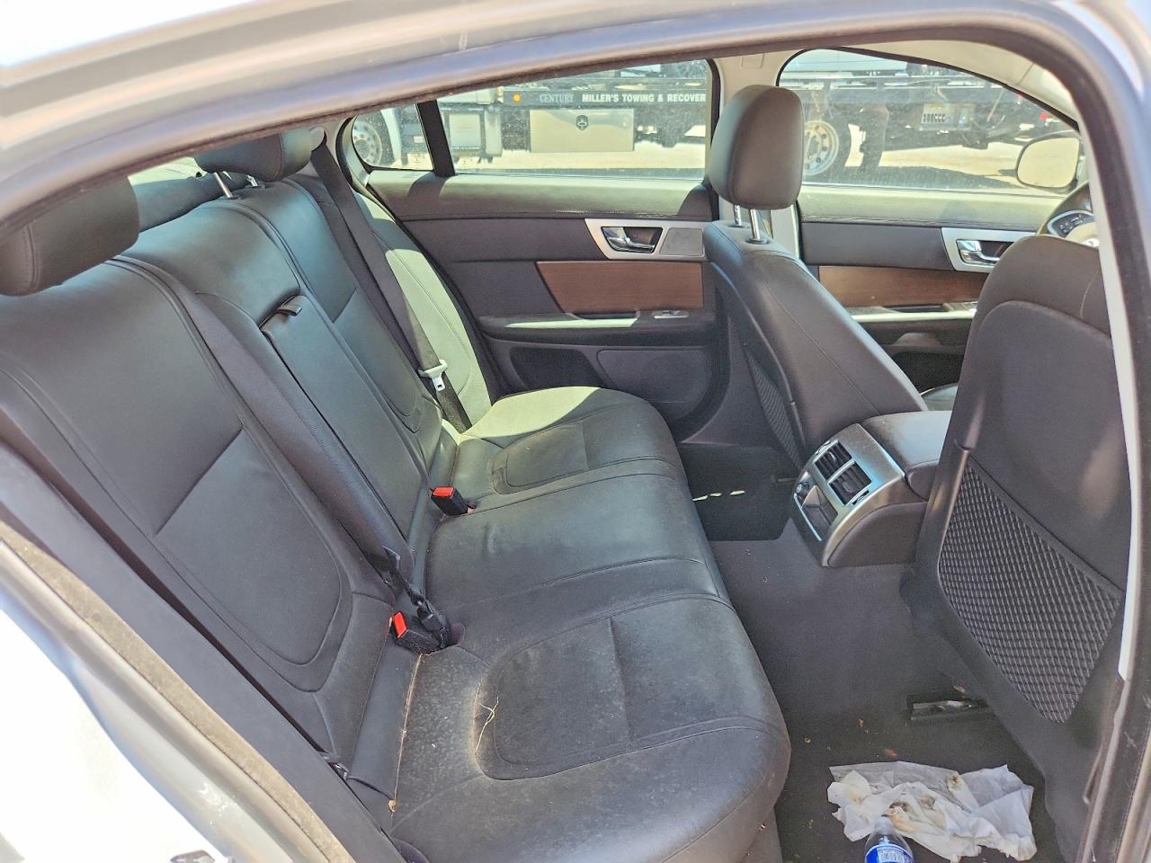 2013 Jaguar Xf Серебряный vin: SAJWA0ES3DPS73384