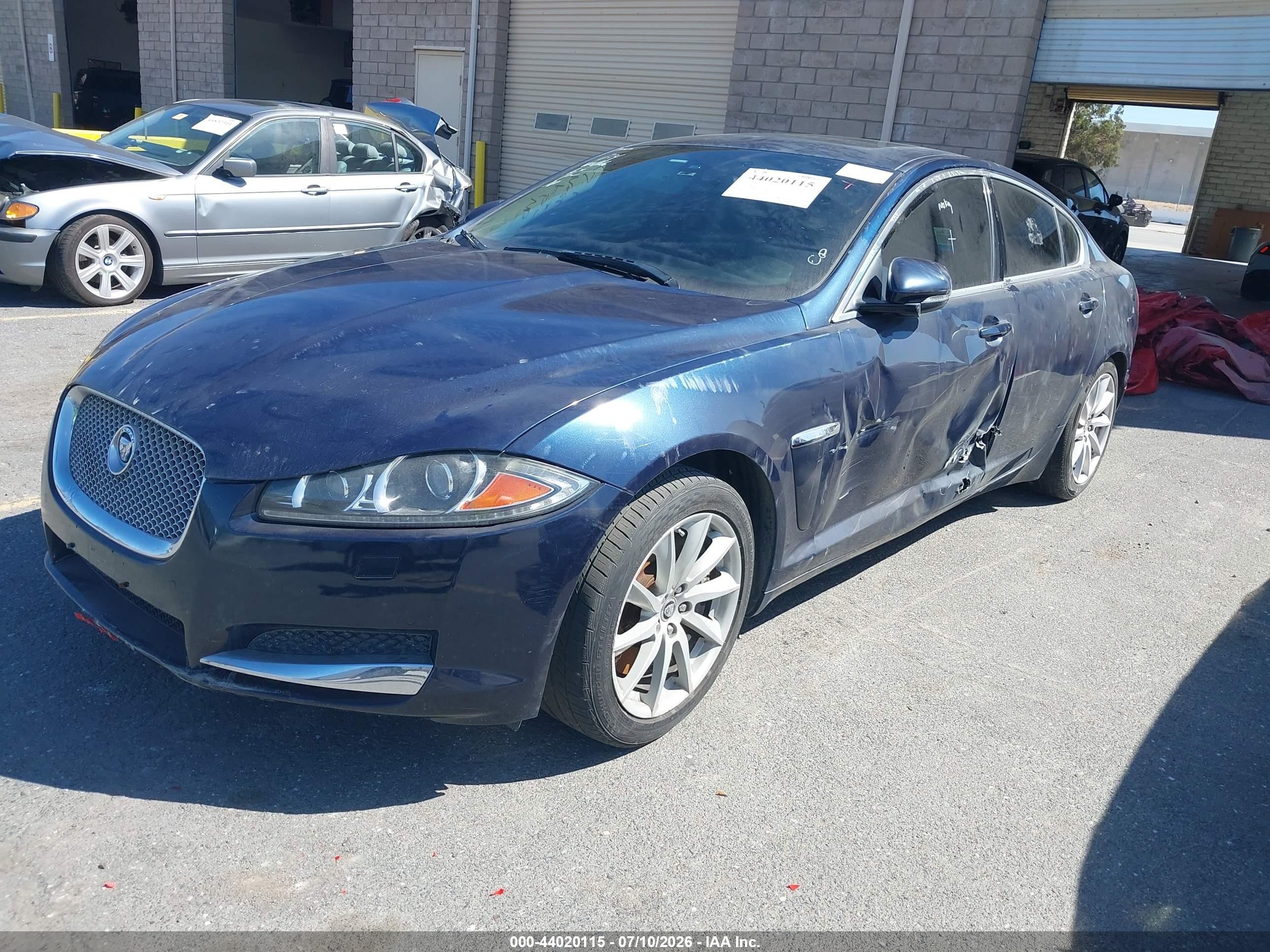 2013 Jaguar Xf I4 T Синий vin: SAJWA0ES3DPS78813