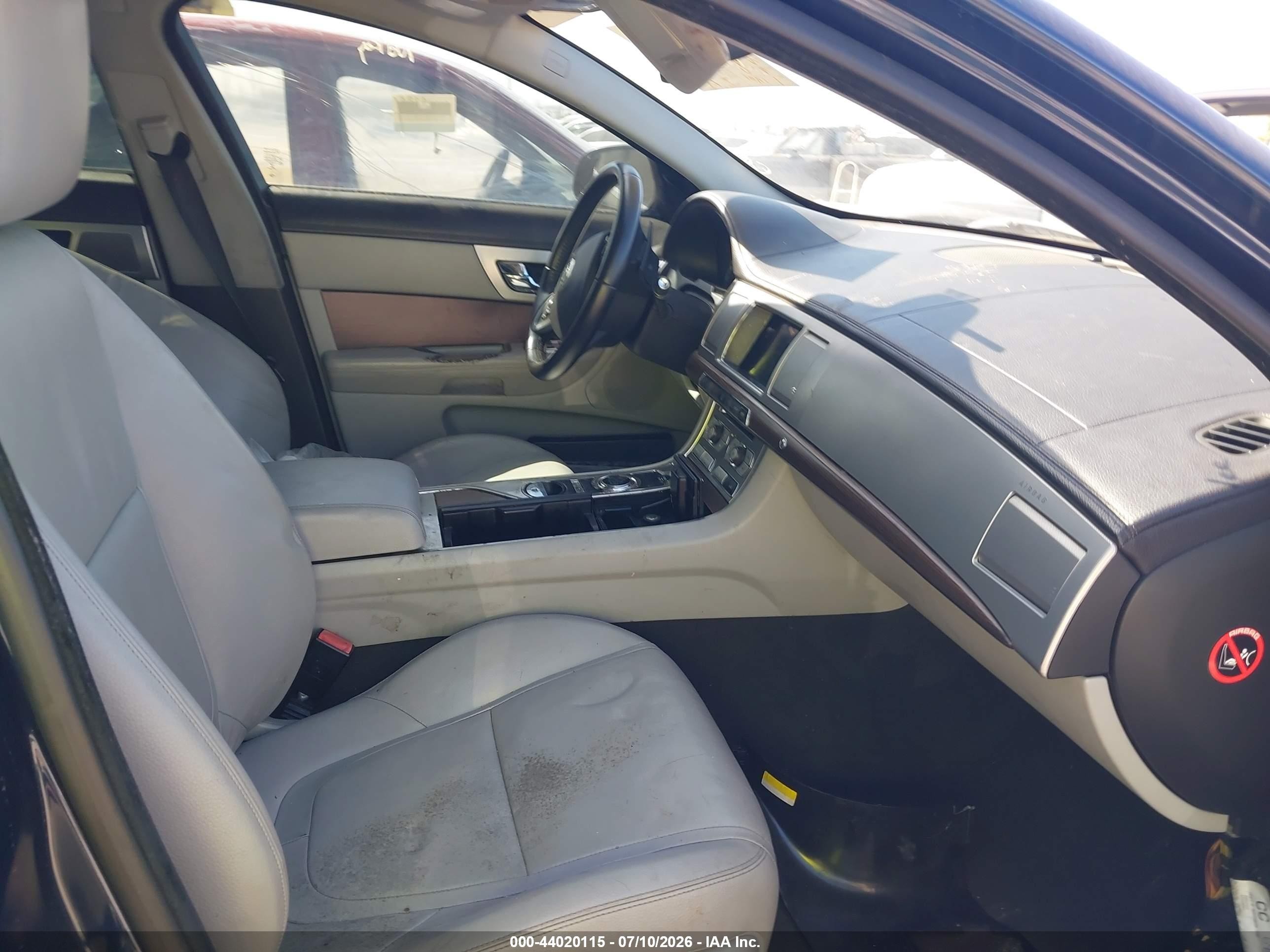 2013 Jaguar Xf I4 T Синий vin: SAJWA0ES3DPS78813