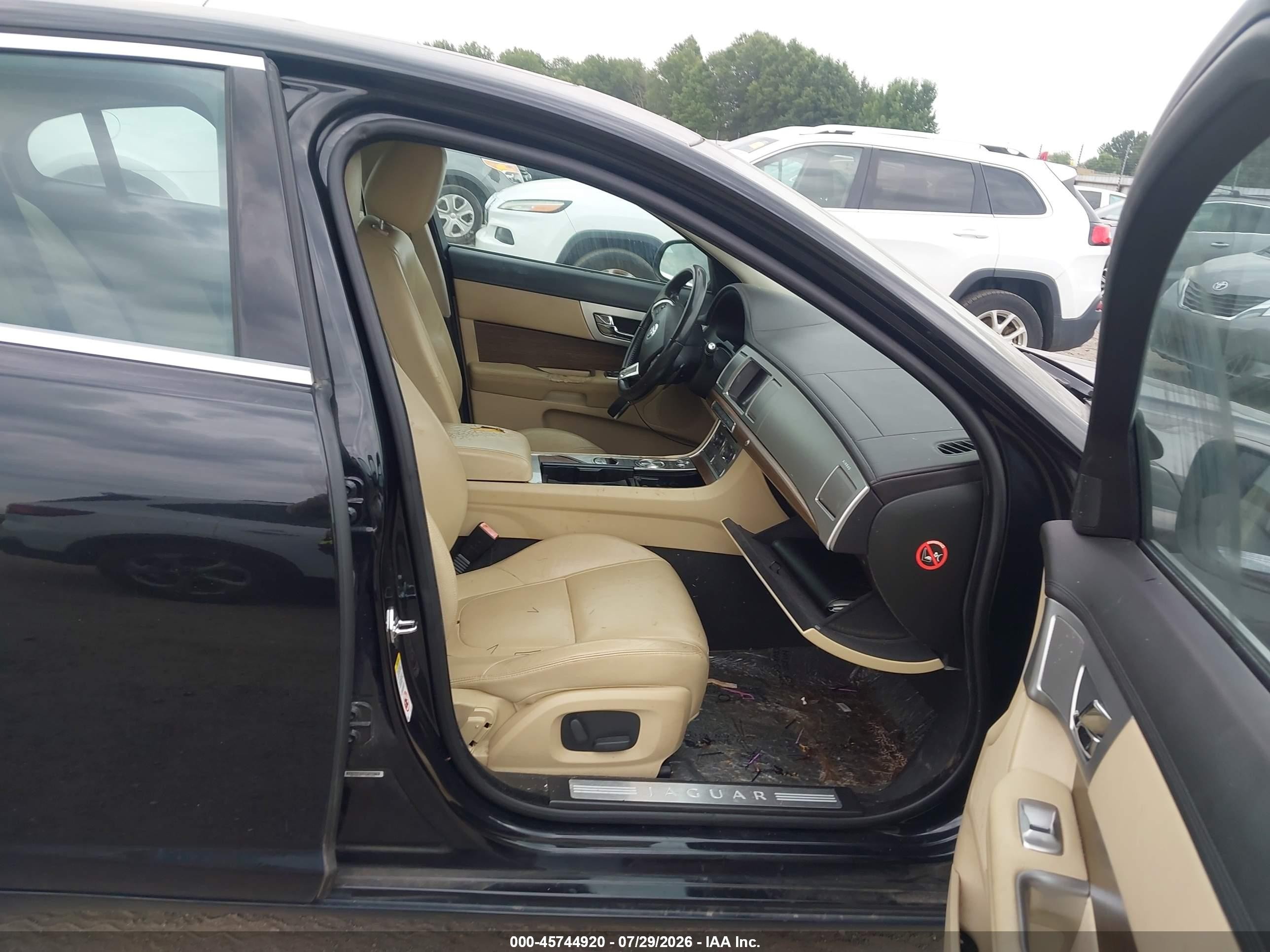 2013 Jaguar Xf I4 T Black vin: SAJWA0ES3DPU04779