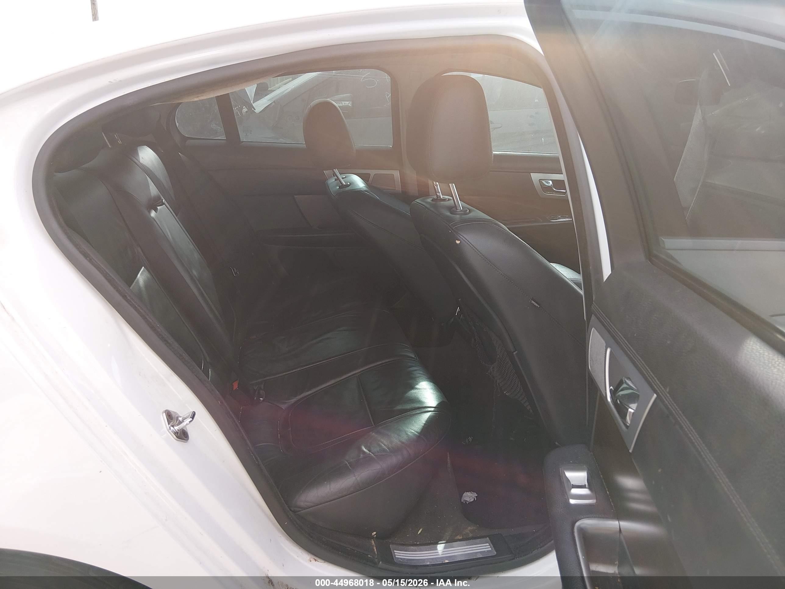 2013 Jaguar Xf I4 T White vin: SAJWA0ES4DPS78979