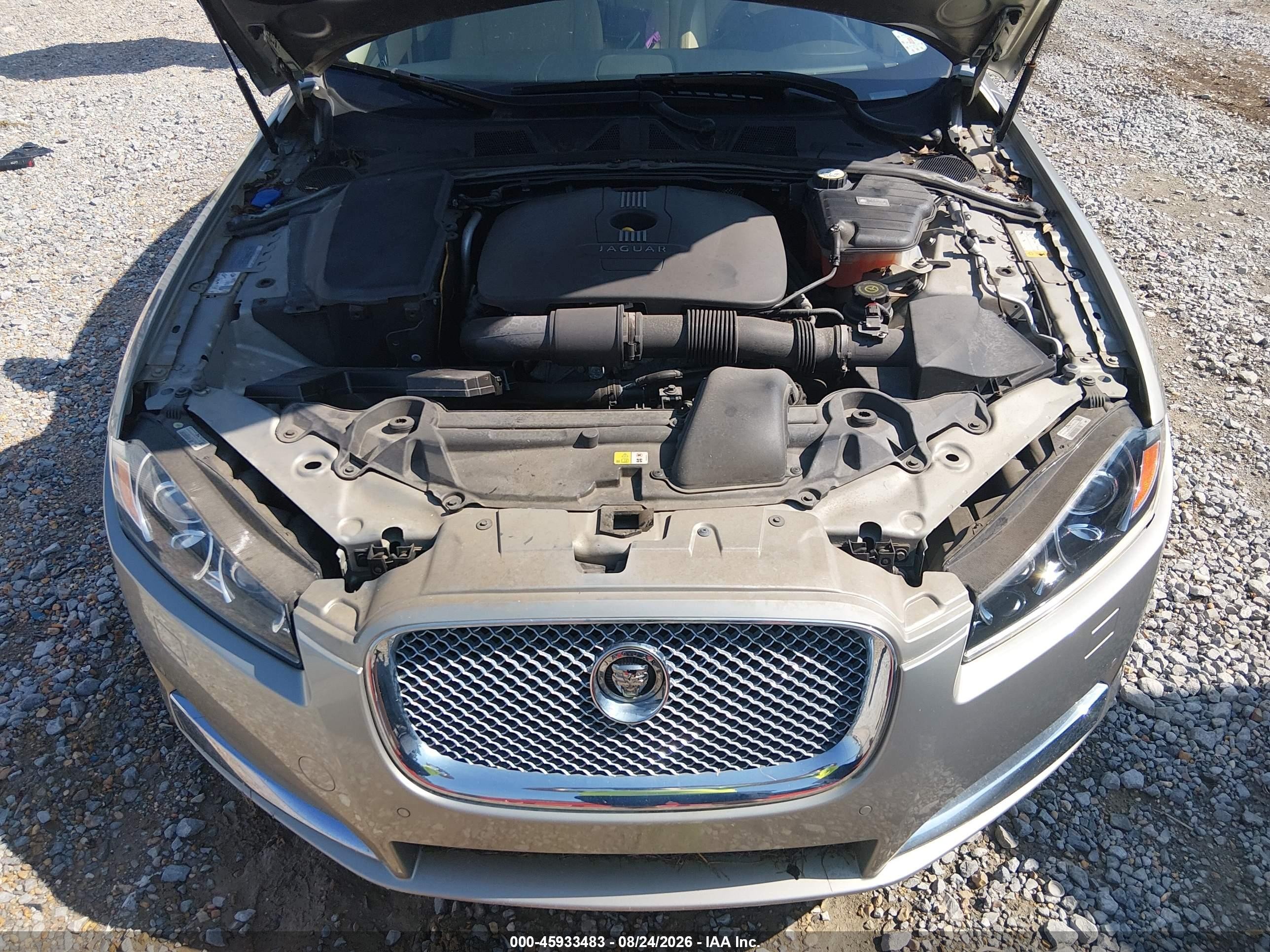 2013 Jaguar Xf I4 T Кремовый vin: SAJWA0ES4DPS99380