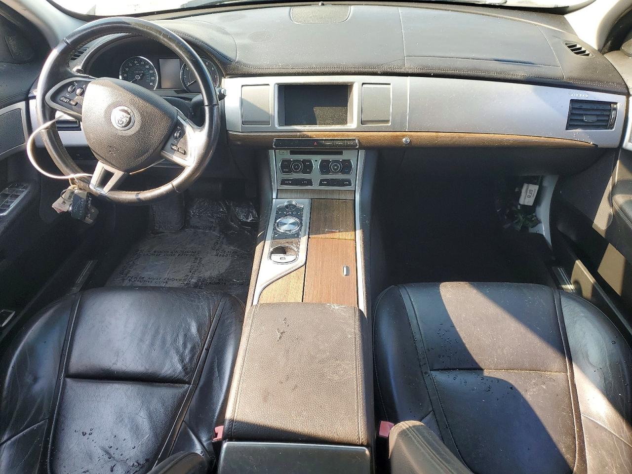 2013 Jaguar Xf Белый vin: SAJWA0ES6DPS76294