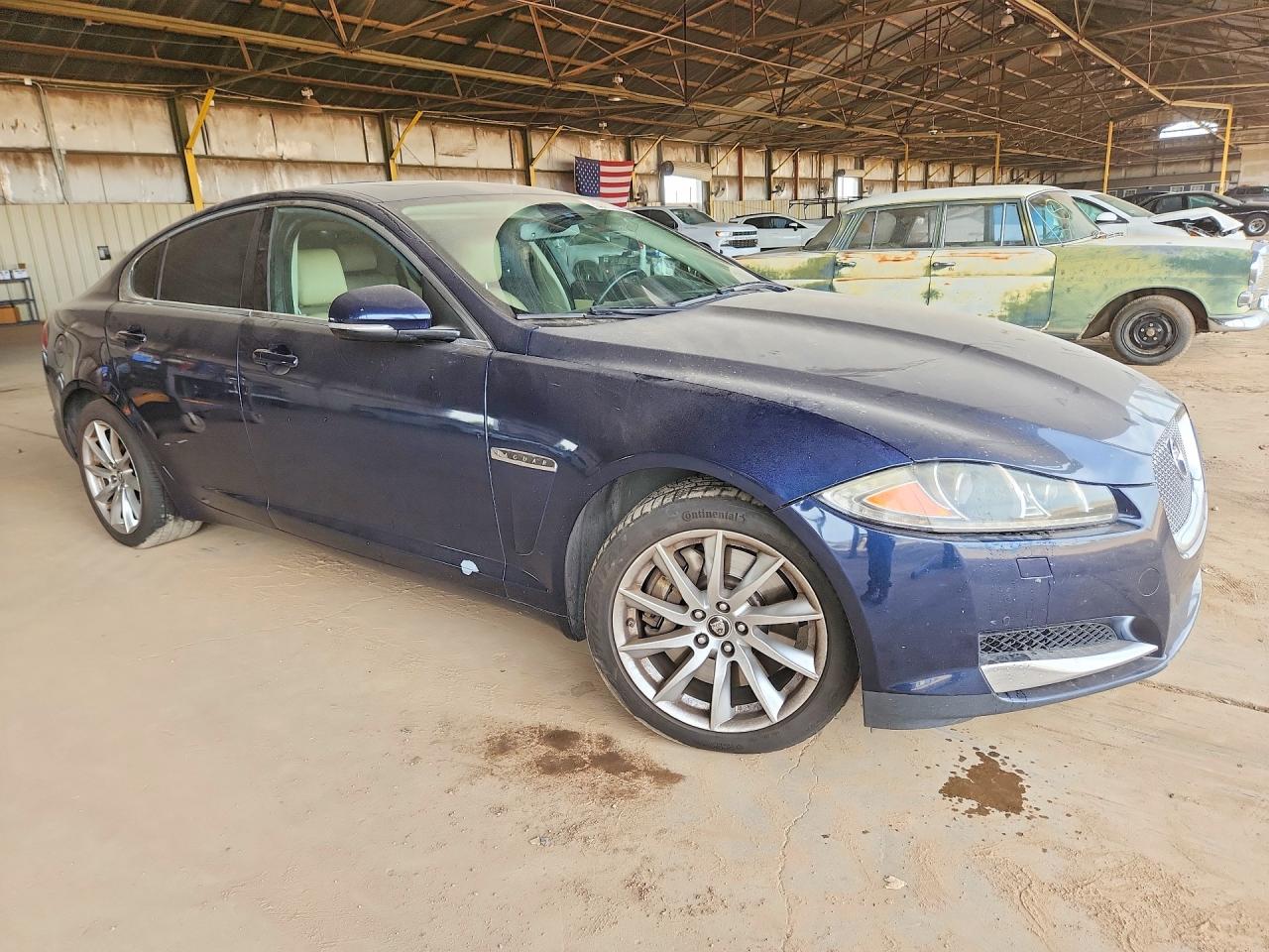 2013 Jaguar Xf Blue vin: SAJWA0ES9DPS96152