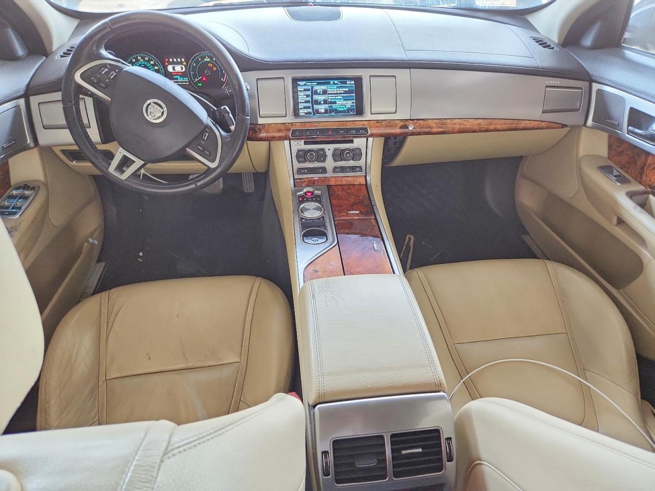 2013 Jaguar Xf Blue vin: SAJWA0ES9DPS96152