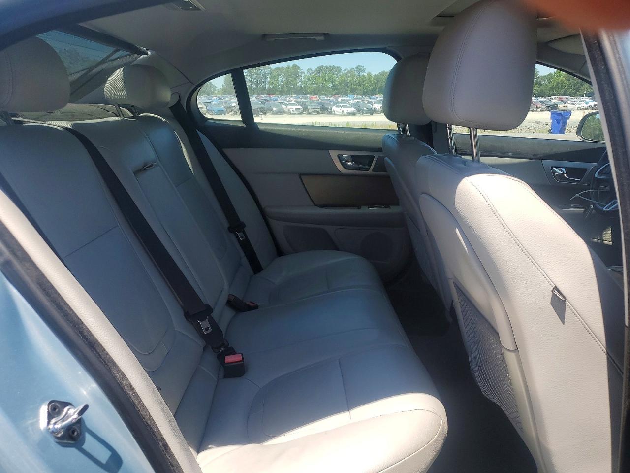 2013 Jaguar Uk Blue vin: SAJWA0ES9DPS99598