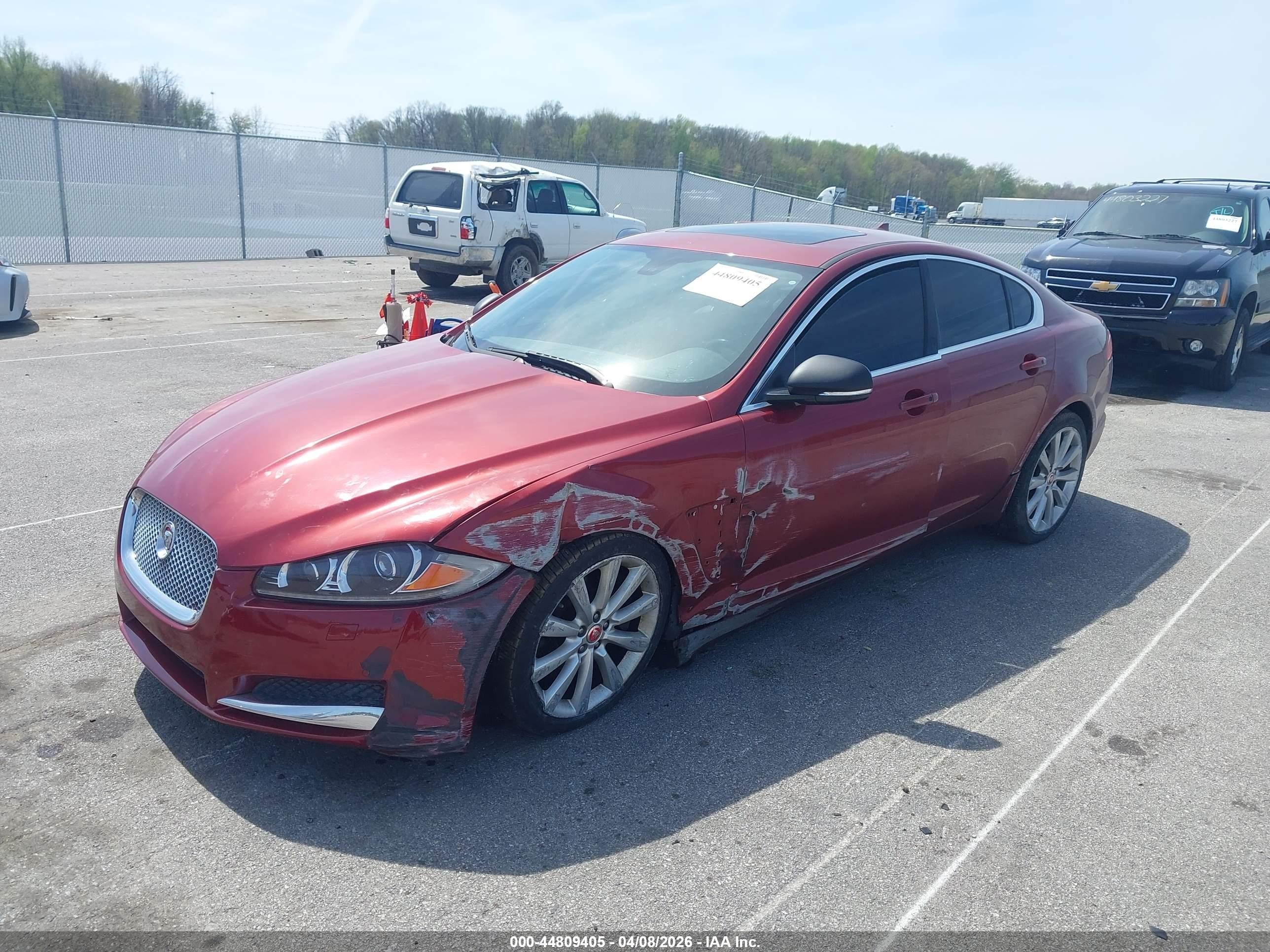 2014 Jaguar Xf V6 Sc Red vin: SAJWA0EX6E8U22006