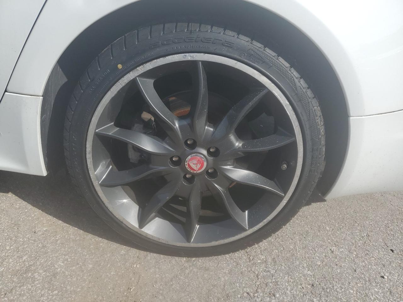 2015 Jaguar Xf 3.0 Sport White vin: SAJWA0F73F8U86438 Damage: Left Rear Wheel, Curb Rash, 8 To 9 Inches