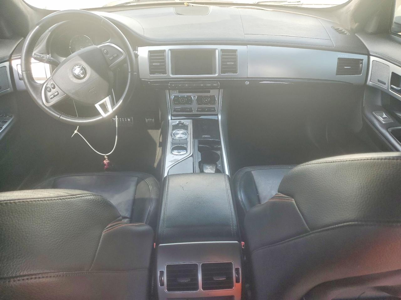 2015 Jaguar Xf 3.0 Sport White vin: SAJWA0F73F8U86438