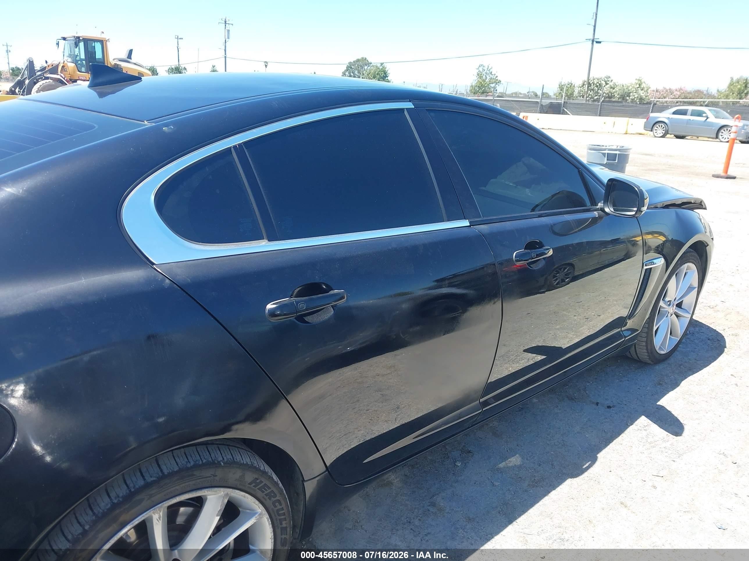 2015 Jaguar Xf 3.0 Portfolio/3.0 Sport Black vin: SAJWA0F74F8U55442